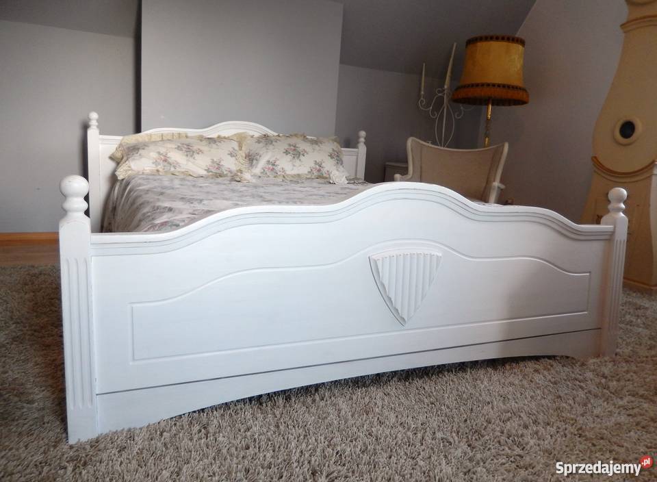 wielkie łóżko prowansalskie shabby chic Lubin