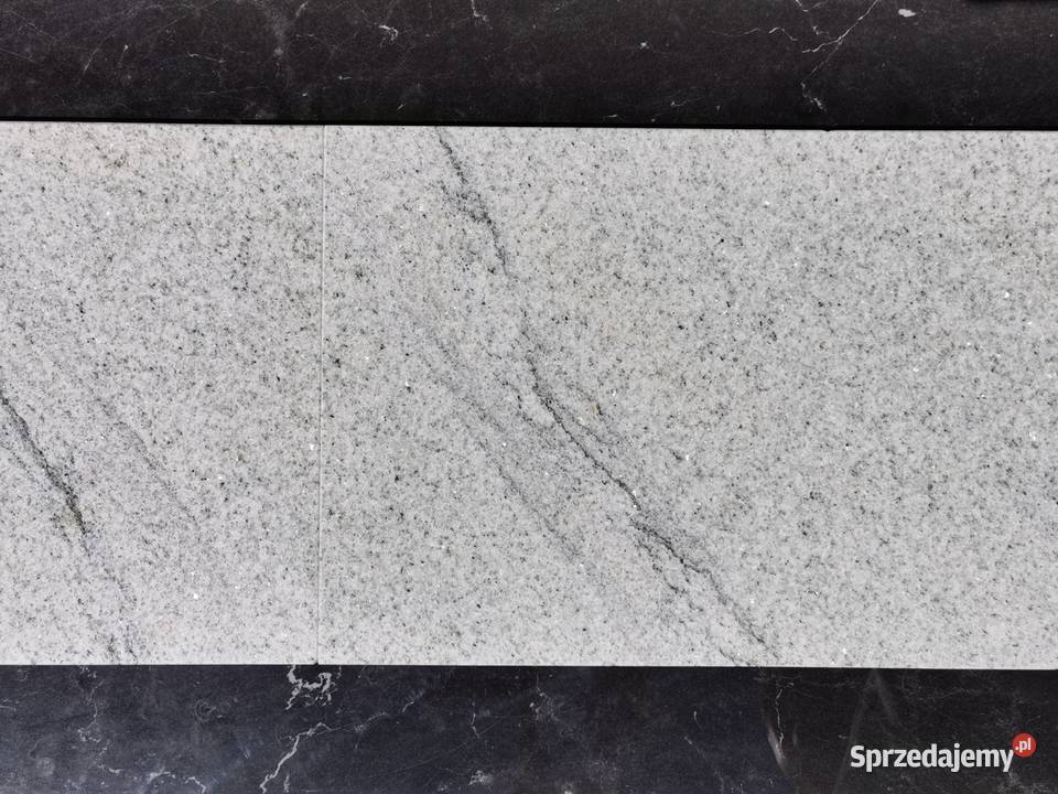 Płytki Granitowe 305x61x15 IMPERIAL WHITE Poskwitów