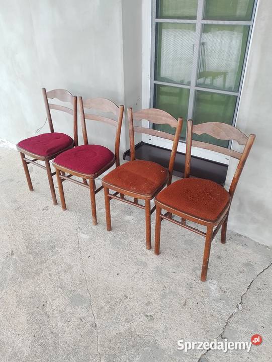 Krzesła drewniane