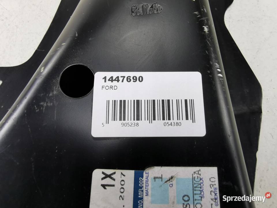 OSŁONA SŁUPKA PRAWY PRZÓD FORD FOCUS 2011 osobowe