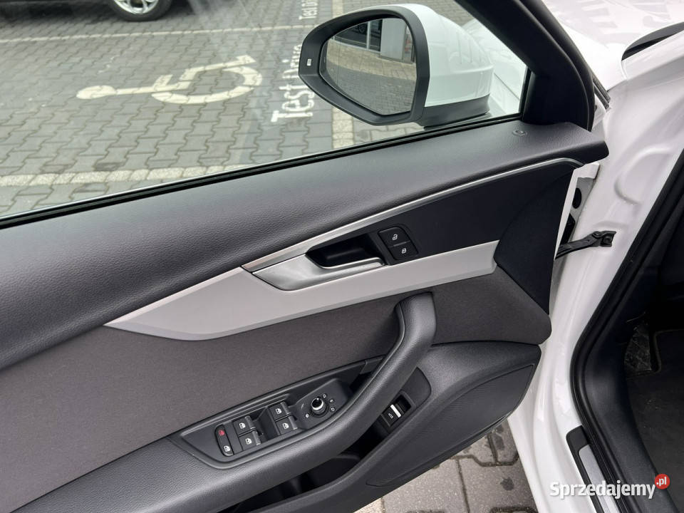 Audi A4 Krajowy bezwypadkowy serwisowany światła do jazdy dziennej śląskie