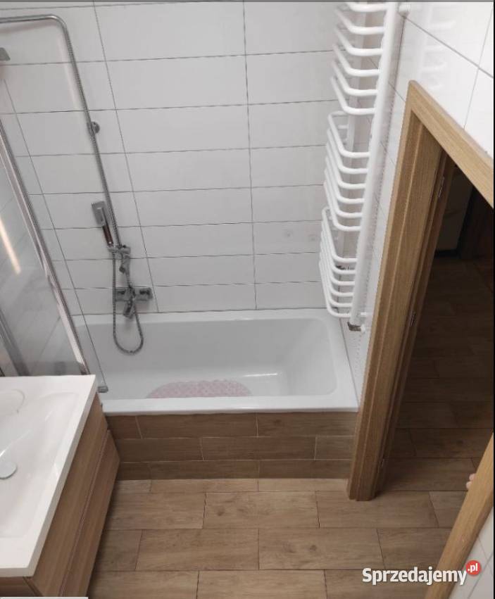 3pok 80met Kątowej BALKONKOMÓRKAGARAŻ Wrocław winda