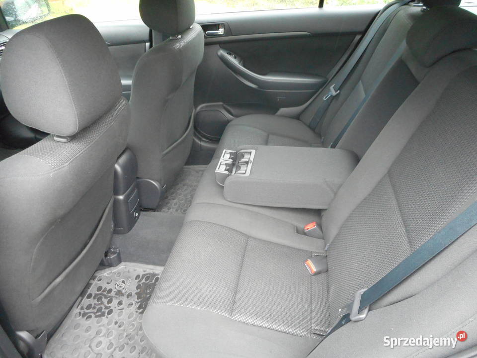 TOYOTA AVENSIS 18 benzyna BEZ Wkładu