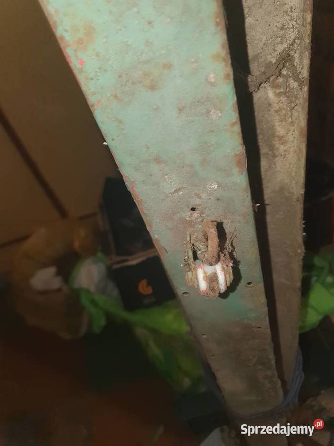 Stara industrialna oprawa lampa uliczna Antyki Warszawa