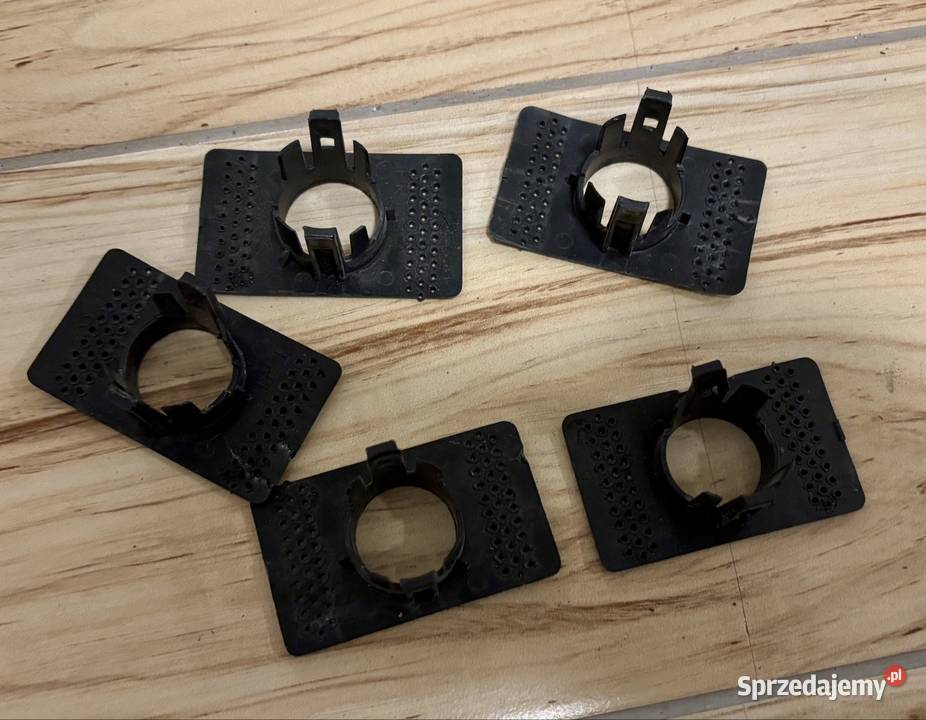 Mercedes W447 mocowanie czujników parkowania PDC Osielsko