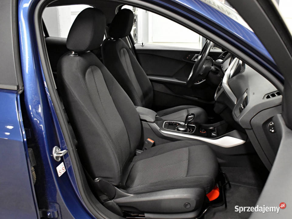 Advantage LED CarPlay VirtualCockpit Pakiet VAT marża Seria 1 Łódź