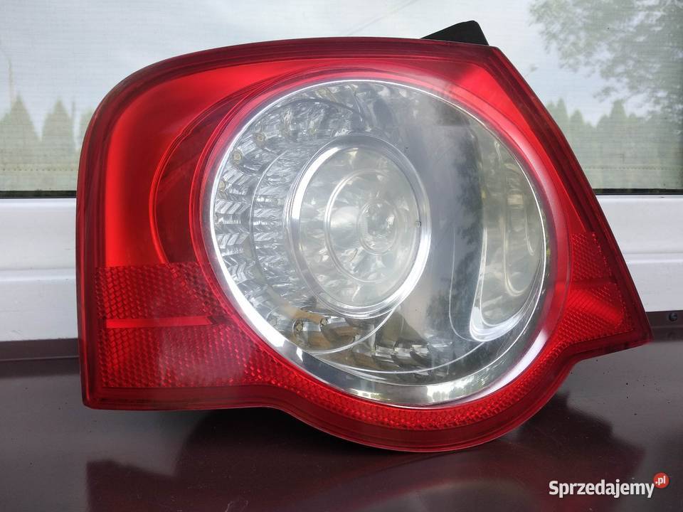 VW Passat B6 sedan lampa tył tylna lewa narożna Sieradz sprzedam