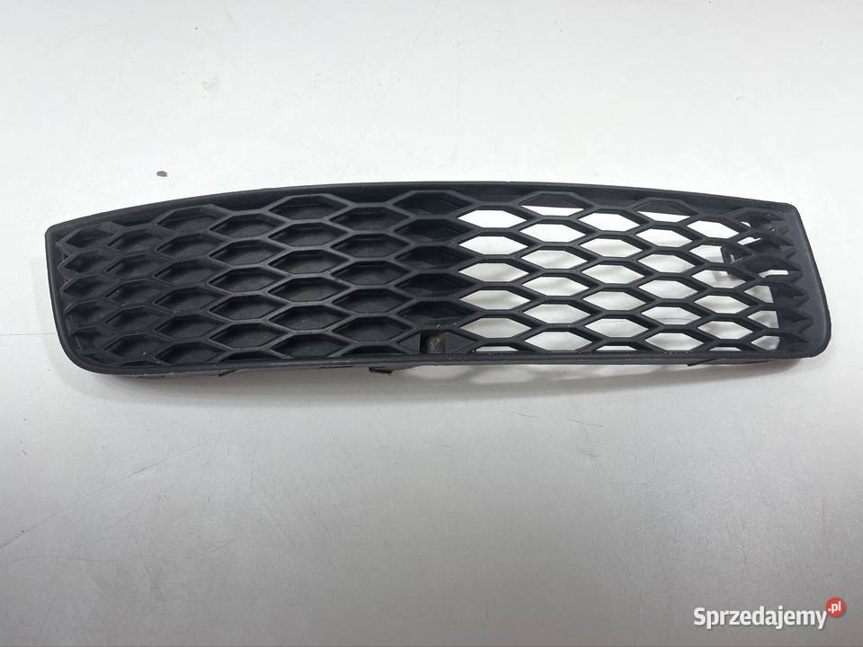 AUDI TT KRATKA ZDERZAKA PRAWA OE 8N0807682A Międzychód