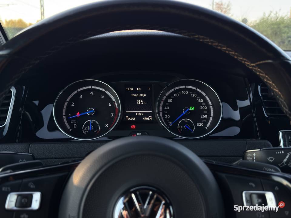 Sprzedam Volkswagena Golfa 7R sprzedam