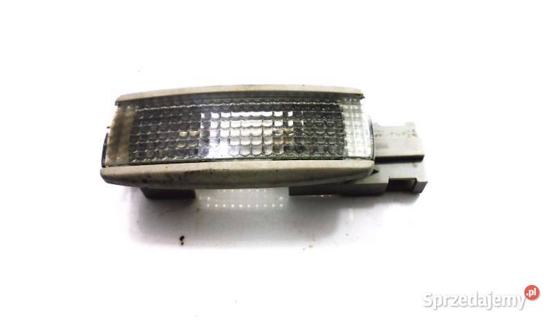 LAMPKA OŚWIETLENIE KABINY VW PASSAT B5 KOMBI Oświetlenie kabiny Sosnowiec