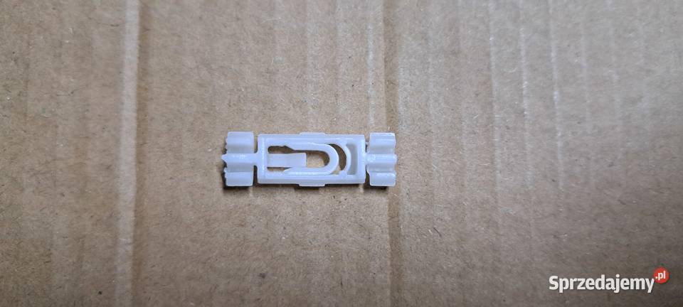 Spinka mocowanie listwy 1H0853733B VW Golf III Luzino