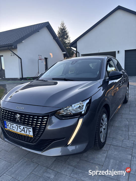 Peugeot 208 2023 12 benzyna 75 koni manualna Rzeszów