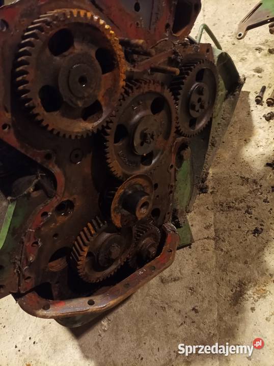 Silnik John Deere 3 cylindry blok głowica pompa Chełm