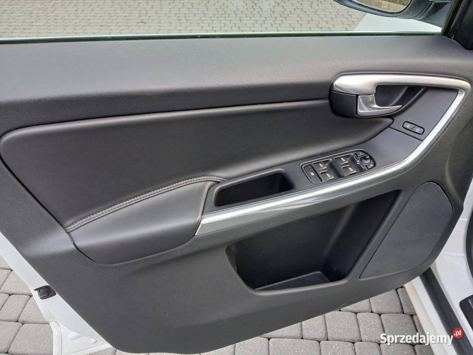 Volvo XC60 D3 2015 20d Tarnogród sprzedam