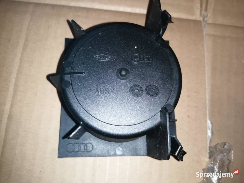 UCHWYT NA KUBEK AUDI A3 8L 8L0862533A cup holder Opole Lubelskie