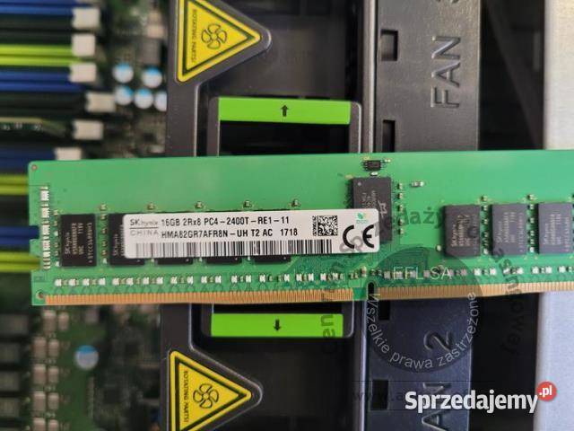 Serwer Fujitsu D30 2 Magnice