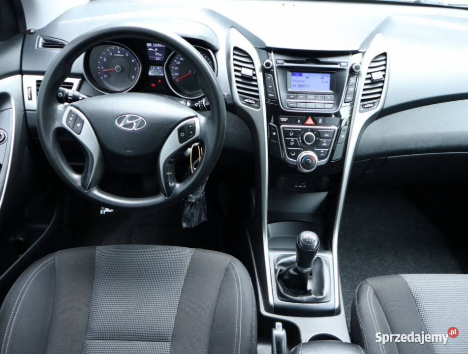 Hyundai i30 14 CVVT 4/5