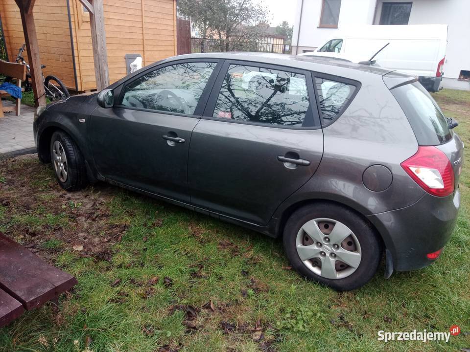 Sprzedam Kia ceed światła przeciwmgielne Kia mazowieckie Rzekuń