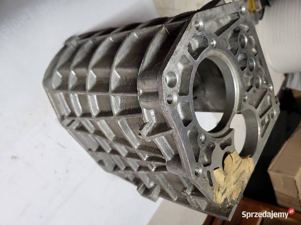 Fiat 125p Polonez fabrycznie nowa obudowa Chodzież