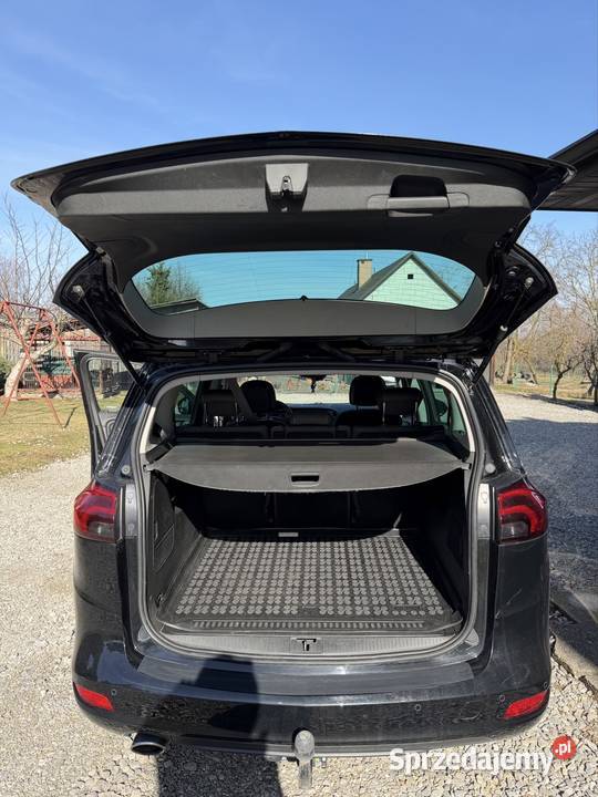 Opel Zafira C Tourer 20 170 Full LED Widełka