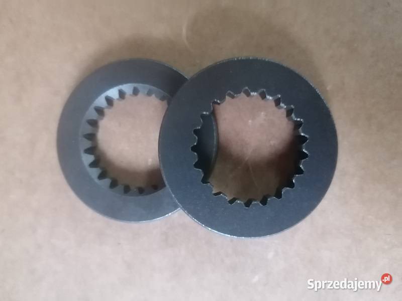 Pioerścień uszczelniający wałka WOM MASSEY mazowieckie Radom sprzedam