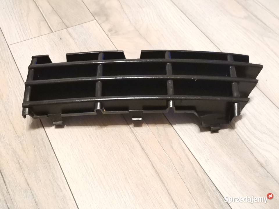 PEUGEOT 207 PRAWA KRATKA ZDERZAKA PRZÓD Międzychód