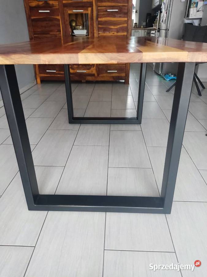 Stół loftowy z naturalną krawędzią metal i Knurów