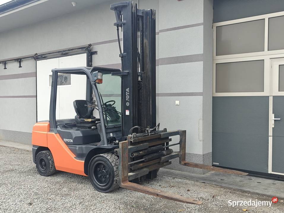 Wózek Toyota 8FDJF35 35T Diesel Pozycjoner Sandomierz
