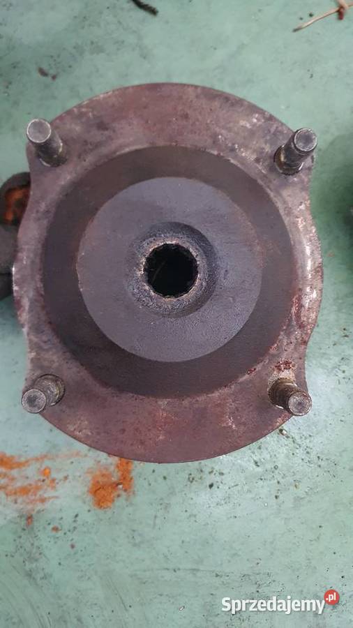 Zwrotnica piasta osi wartburg 353