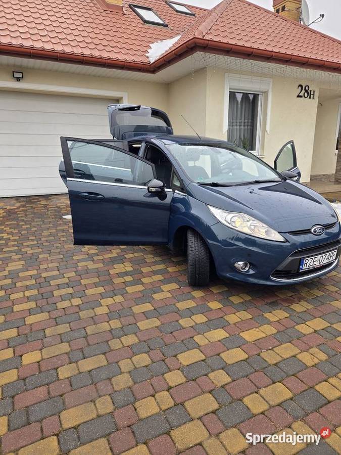 Ford Fiesta 2009r 12 benzyna nieuszkodzony Motoryzacja Tyczyn