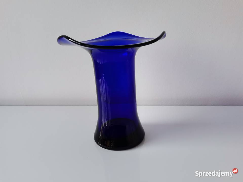 Stary niebieski wazon szkło kobaltowe design PRL