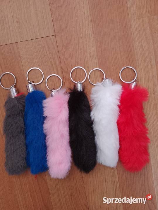 Brelok pompon futerko długi ogon różne kolory sprzedam
