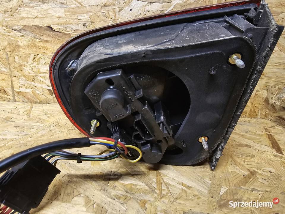 Lampa lewa tył toledo 2 osobowe Krosno Odrzańskie