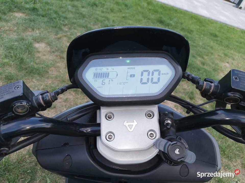Skuter Elektryczny 2020 NIU NQI SPORT Świdnik