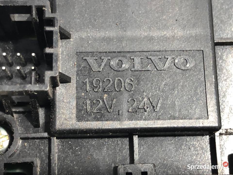 WŁĄCZNIK ŚWIATEŁ VOLVO FH II 22154311 PRZYCISK sprzedam