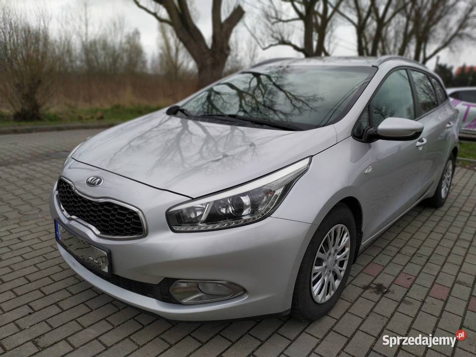 Kia ceed 16 CRDI salon polska euro 5 mazowieckie Józefosław