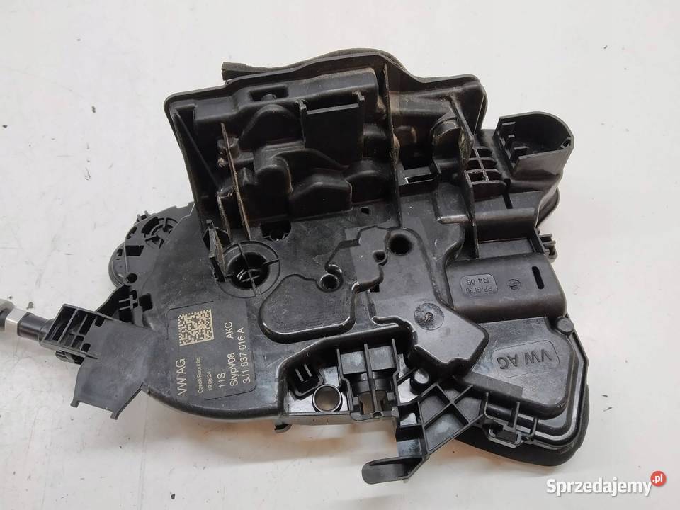 ZAMEK DRZWI PRAWY PRZÓD 3J1837016A Skoda Superb Rok produkcji 2024