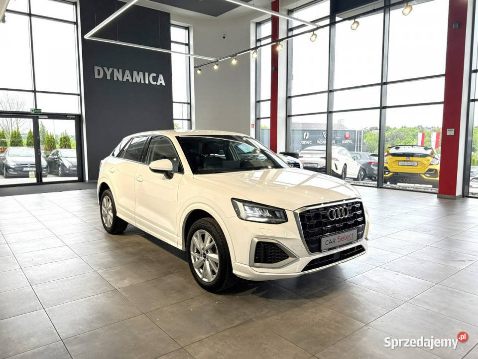 Audi Q2 Advanced 30TFSI 110 M6 2024 r salon I Myślenice