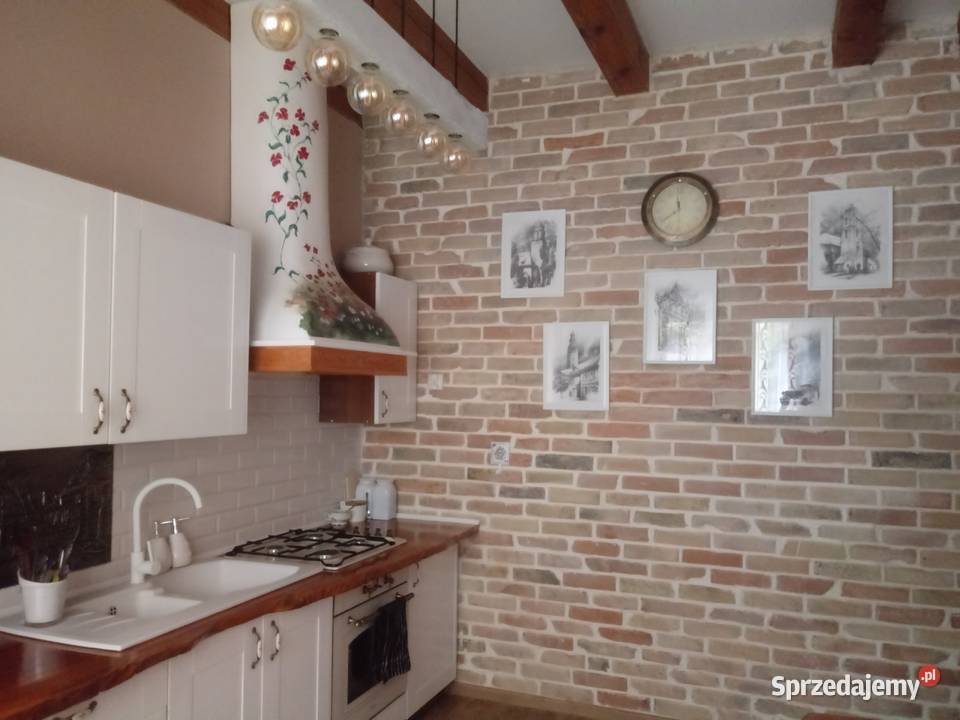 Okap kuchenny na wymiar przyścienny Poznań