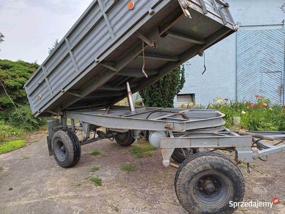 Przyczepa Wywrotka D47A firmy Sanok Autosan Przyczepy rolnicze Świdnica