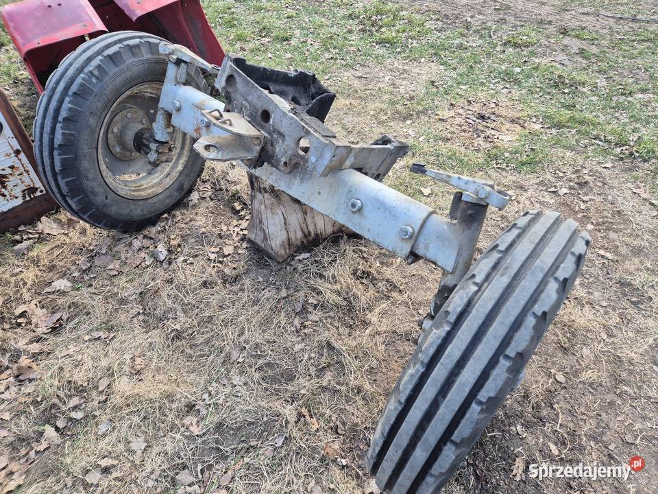 Przednia oś Ursus C330 kołyska koła zaczep Bucze