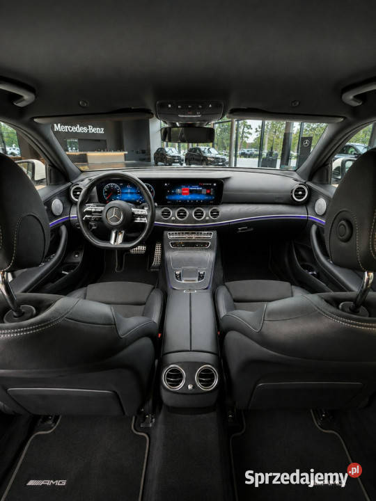 Mercedes E 200 2020 AMG Salon Polska Bezwyadkowy niebieski Mercedes-Benz Białystok