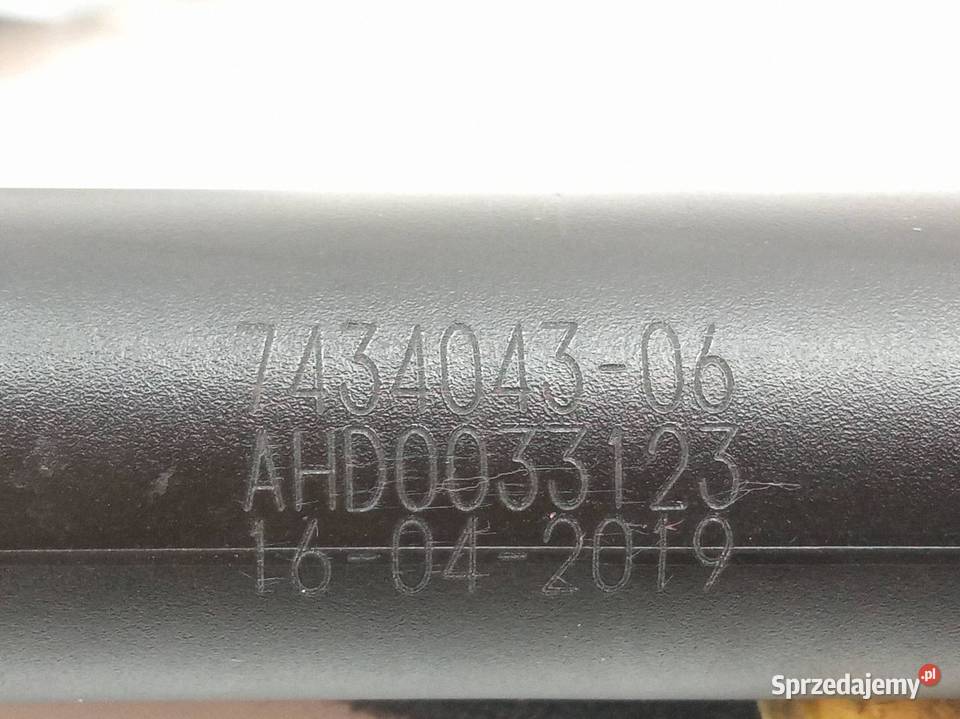 SIŁOWNIK KLAPY LEWY TYŁ BAGAŻNIKA 7434043 Bmw X6