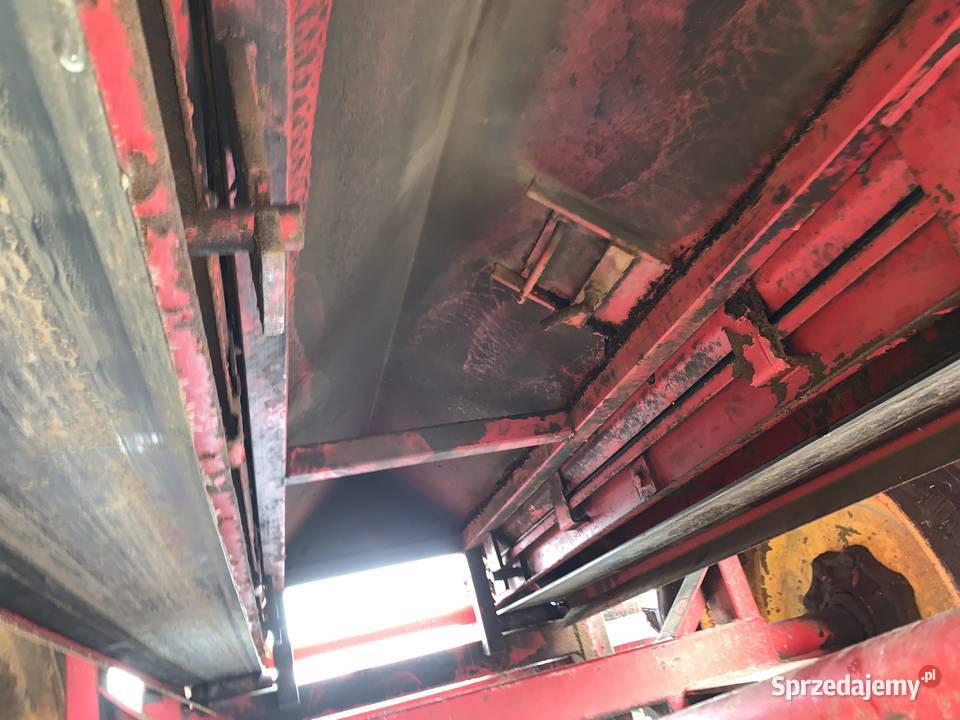 Rozsiewacz siewnik do nawozu wapna Bredal B4