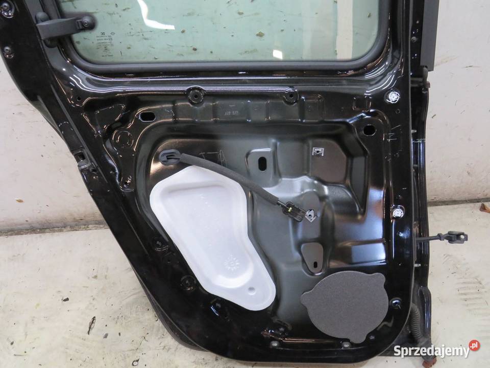 DRZWI LEWE TYLNE TYŁ TEGNE TWINGO III 14 osobowe Drzwi sprzedam