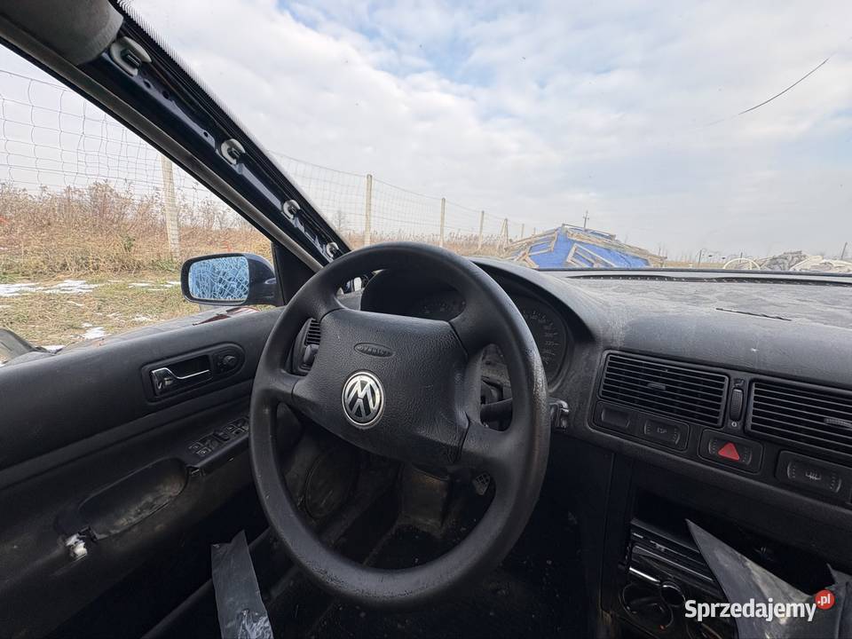 Czesci golf 4 dzwi małopolskie