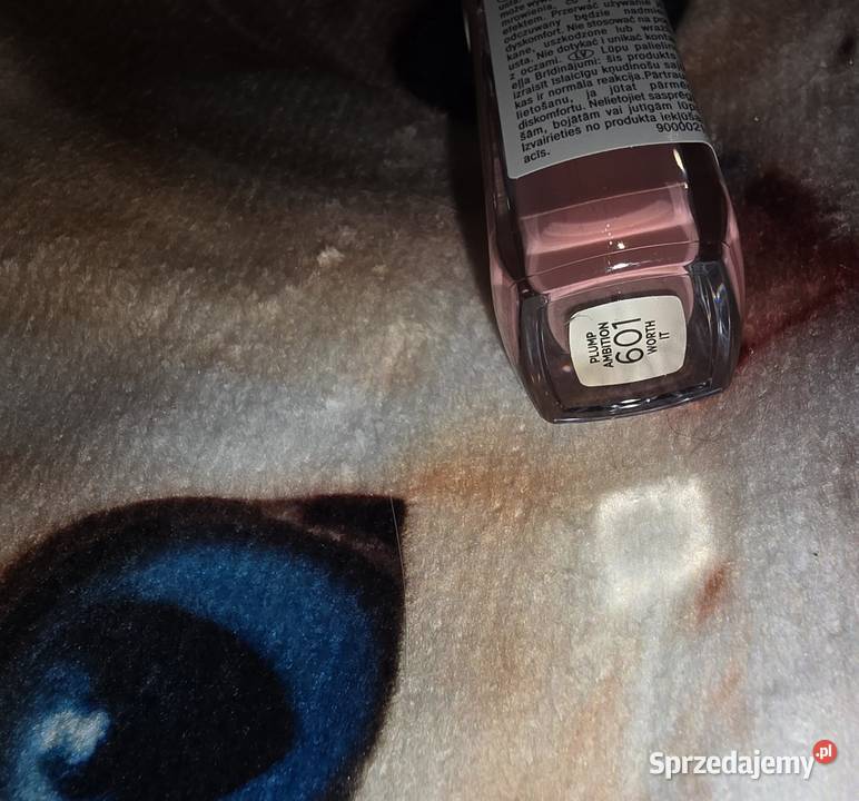 Hialuronowy olejek do ust błyszczyk LOral śląskie