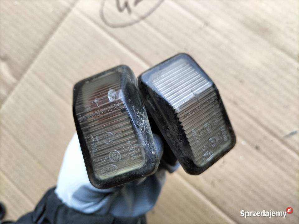 GOLF II 2 JETTA 2 KIERUNKOWSKAZ PRAWY LEWY Kamień-Kolonia