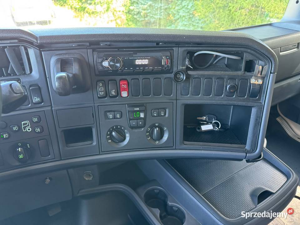 Scania Model R420 standard automat retarder Ciągniki siodłowe wielkopolskie
