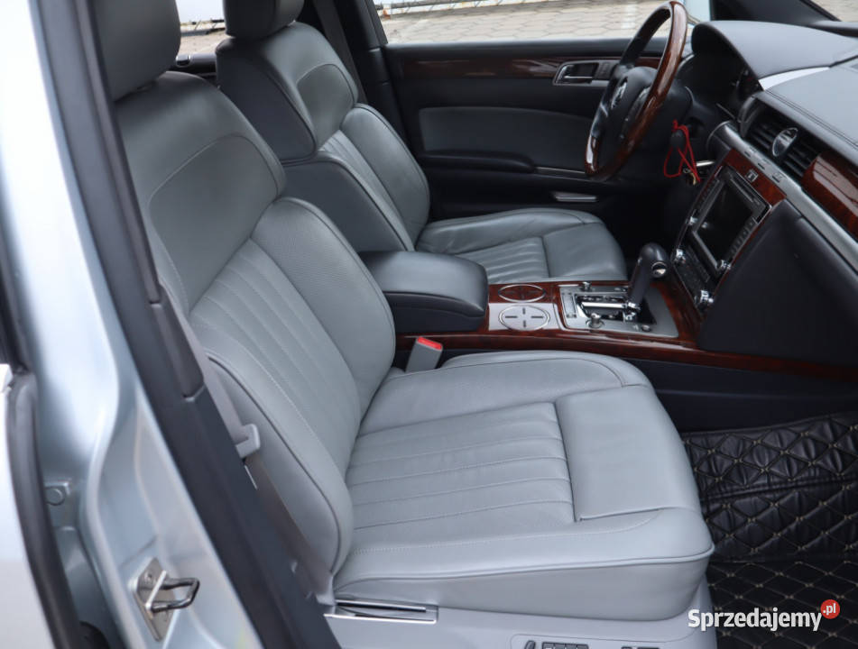 VW Phaeton 42 V8 Łódź